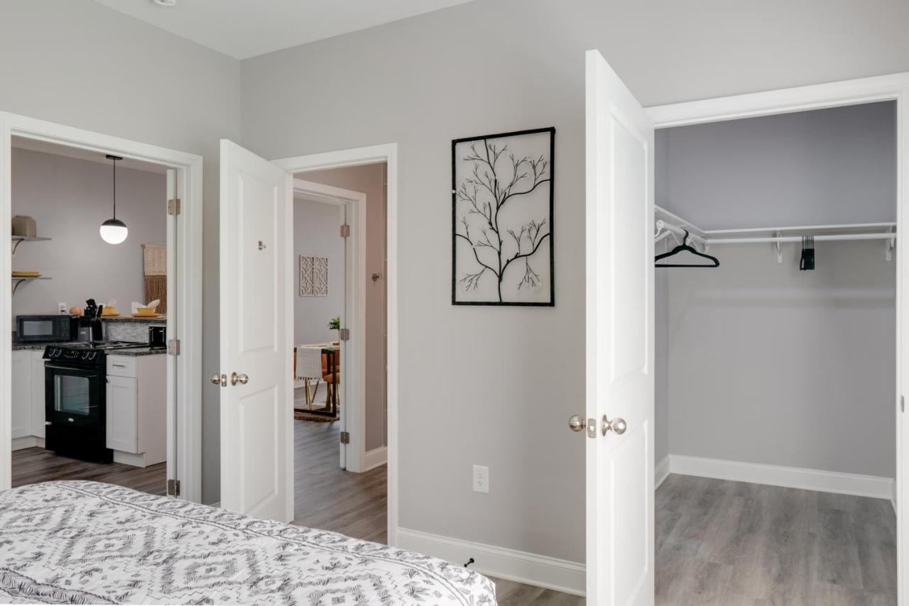 Modern Getaway Home Near Uga Archアセンズ エクステリア 写真