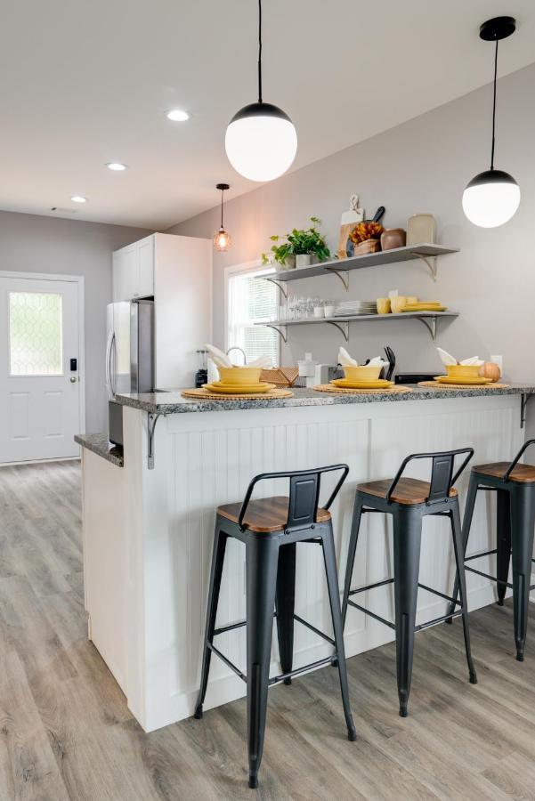 Modern Getaway Home Near Uga Archアセンズ エクステリア 写真